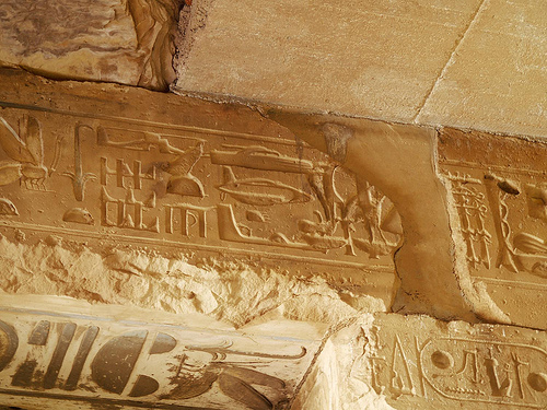 hieroglify z Abydos w Egipcie